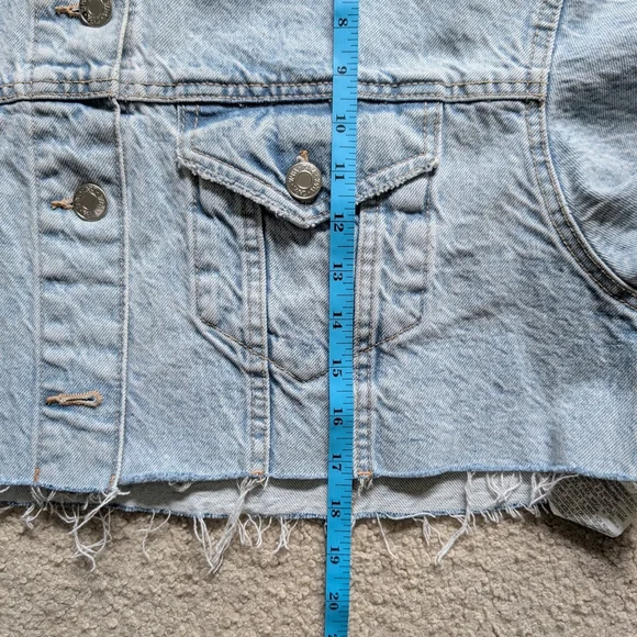 ZARA Lightwash Cropped Distressed Denim Jacket Small - Picture 8 of 11